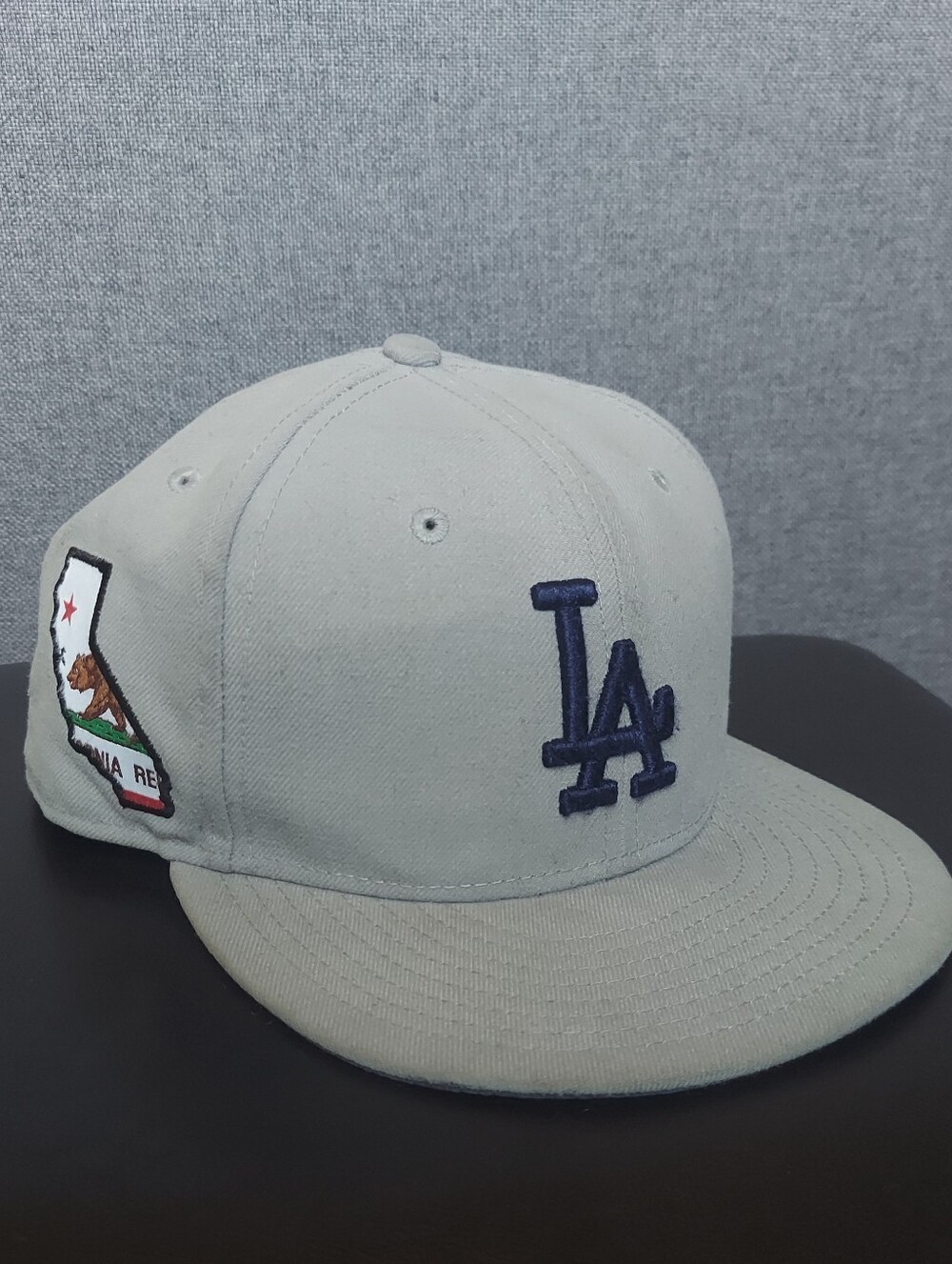Los Angeles Dodgers Snapback California State Logo Gray Baseball Hat